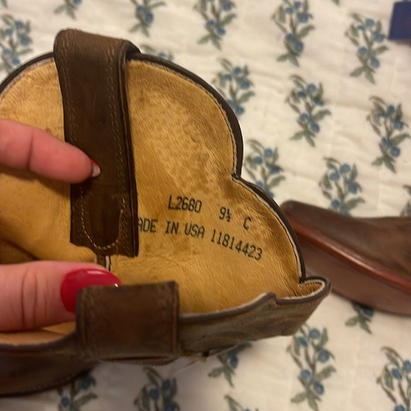 Justin Boots - Picture 3 of 5